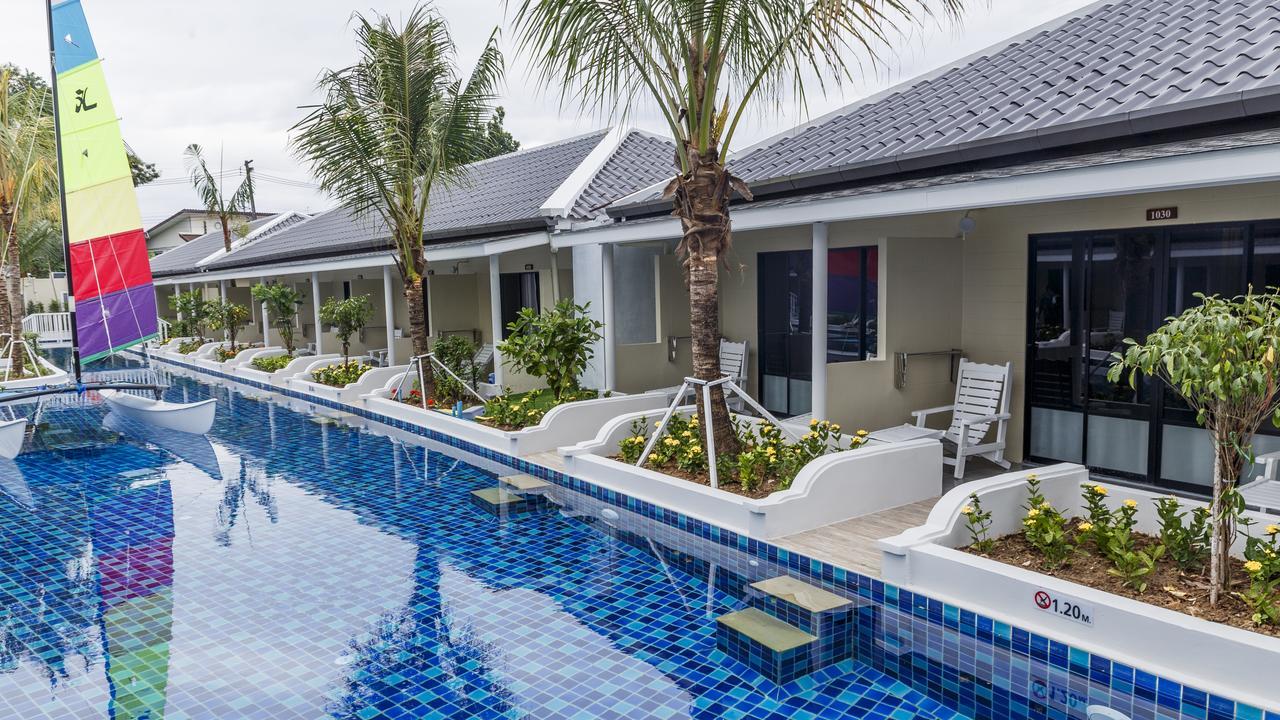 Tuana Hotels Brook Pool Access Csalong Kültér fotó
