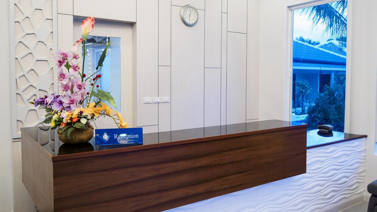 Tuana Hotels Brook Pool Access Csalong Kültér fotó