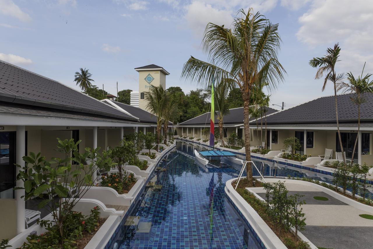Tuana Hotels Brook Pool Access Csalong Kültér fotó